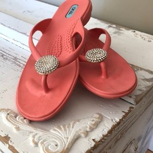 OKA b. coral sandals size M (7-8)